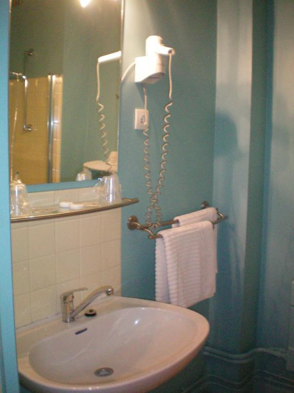 Manoir Henri IV Hotel Bessines-sur-Gartempe Room photo
